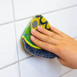 Scratch-Free Scrubbing Cloth
