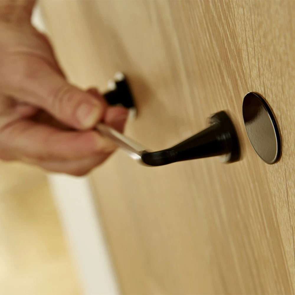 Magnetic Towel Hanger - Image 4