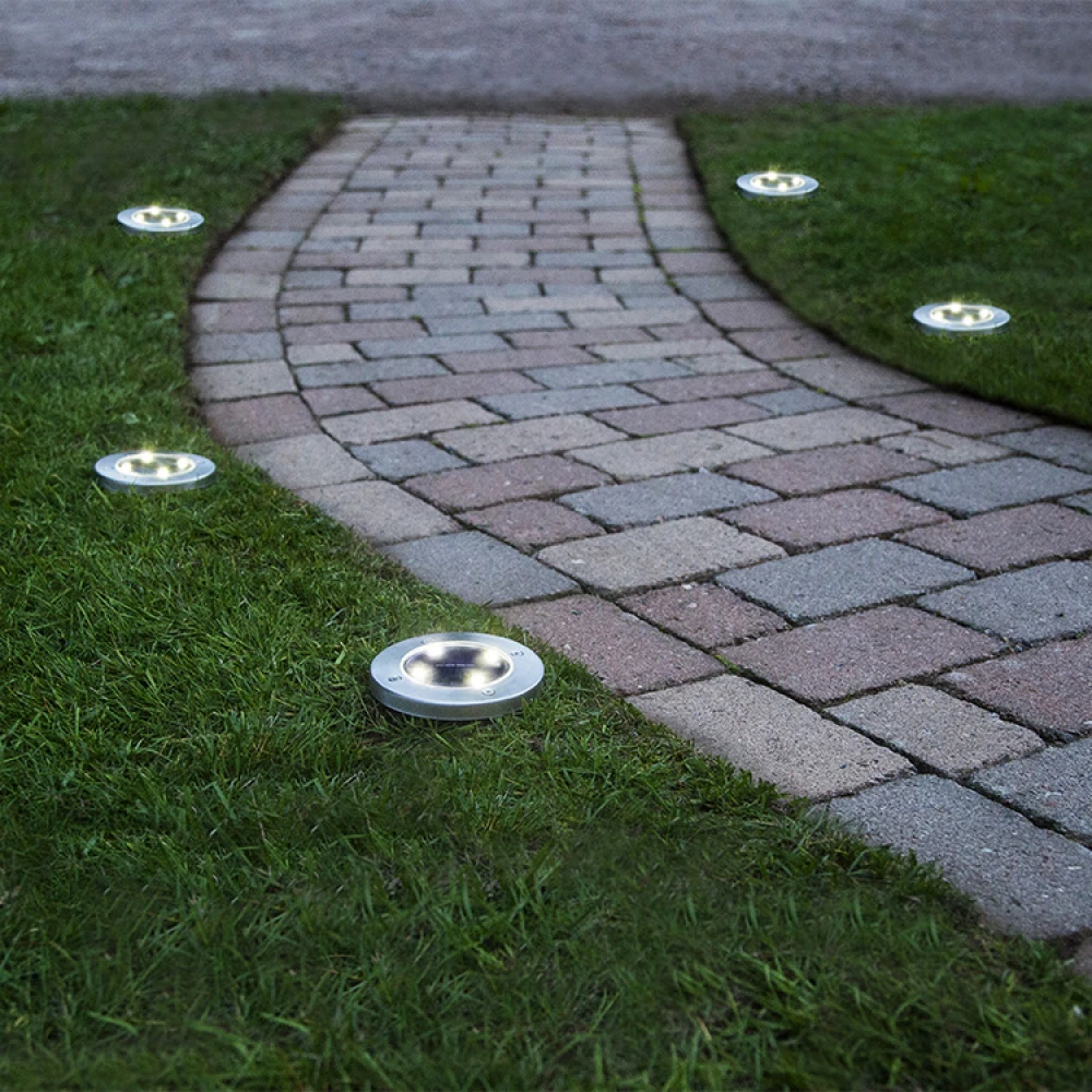 Solar Cell Lawn Lights, 3-pack - Image 2