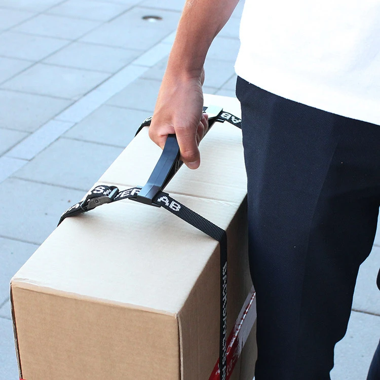 Handle With Attachable Straps