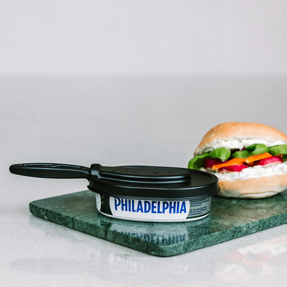 Brelock, Lid & Butter Knife For Philadelphia Cheese - Image 2