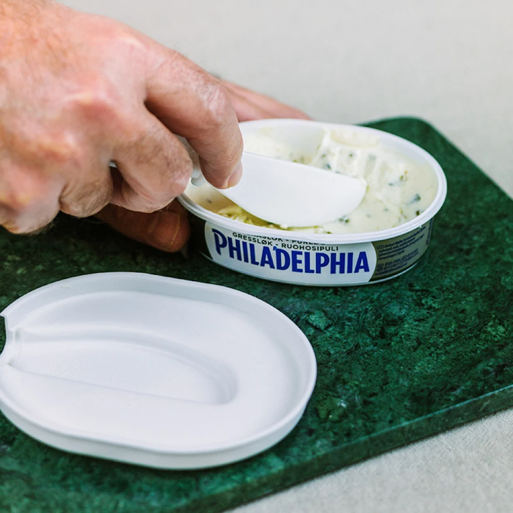 Brelock, Lid & Butter Knife For Philadelphia Cheese - Image 3