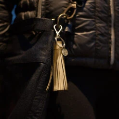 Reflective Tassel Firefly