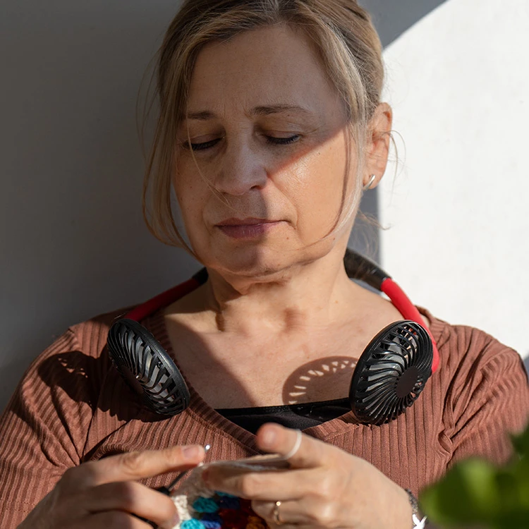 Rechargeable Handsfree Fan