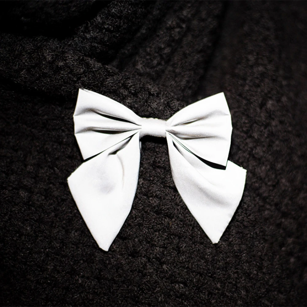 Reflective Bow - Image 4
