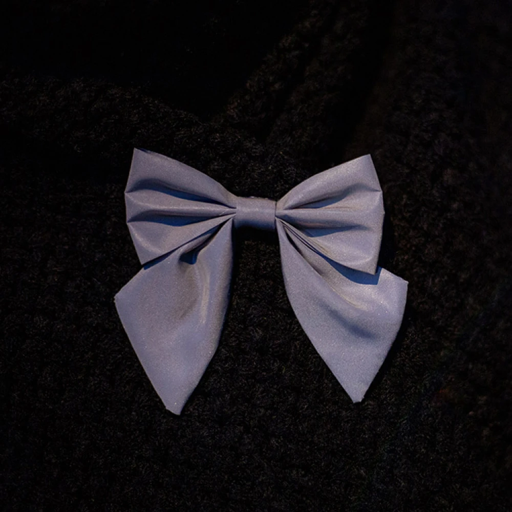 Reflective Bow - Image 5
