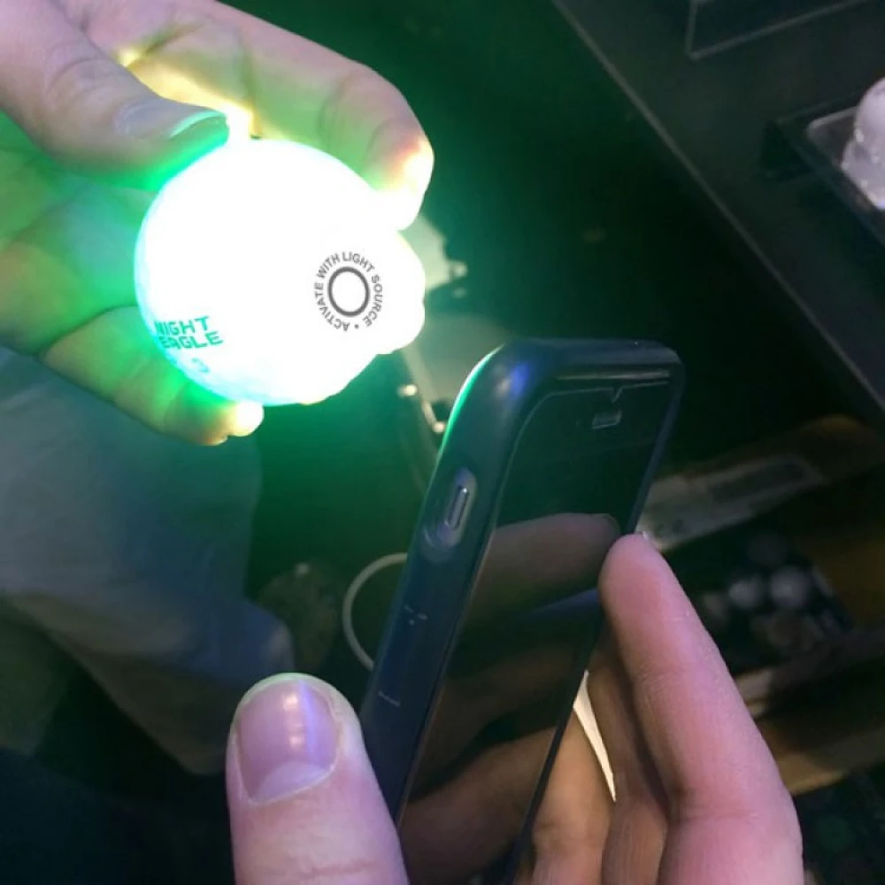 Light-activated Glowing Golf Balls - Image 3