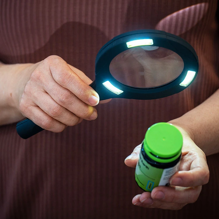 Magnifying Glass With LED Lights