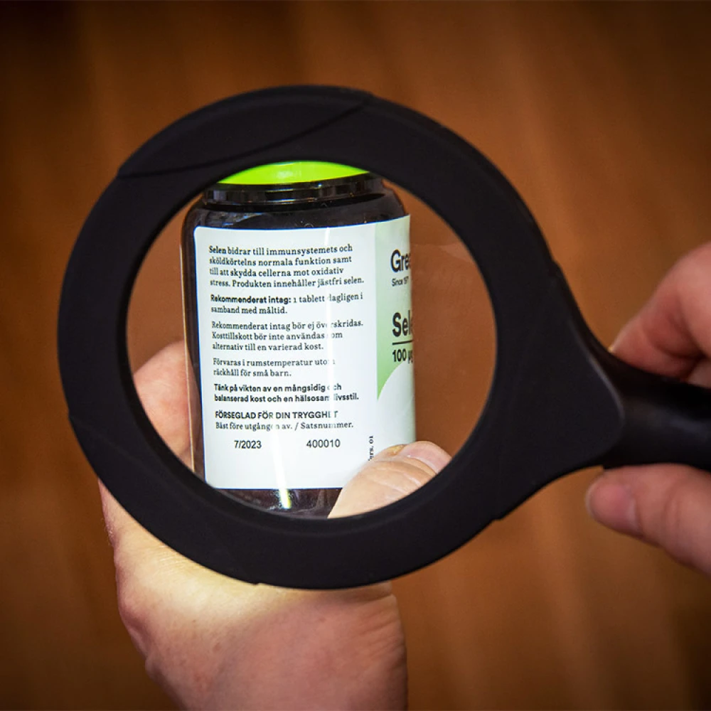 Magnifying Glass With LED Lights - Image 2