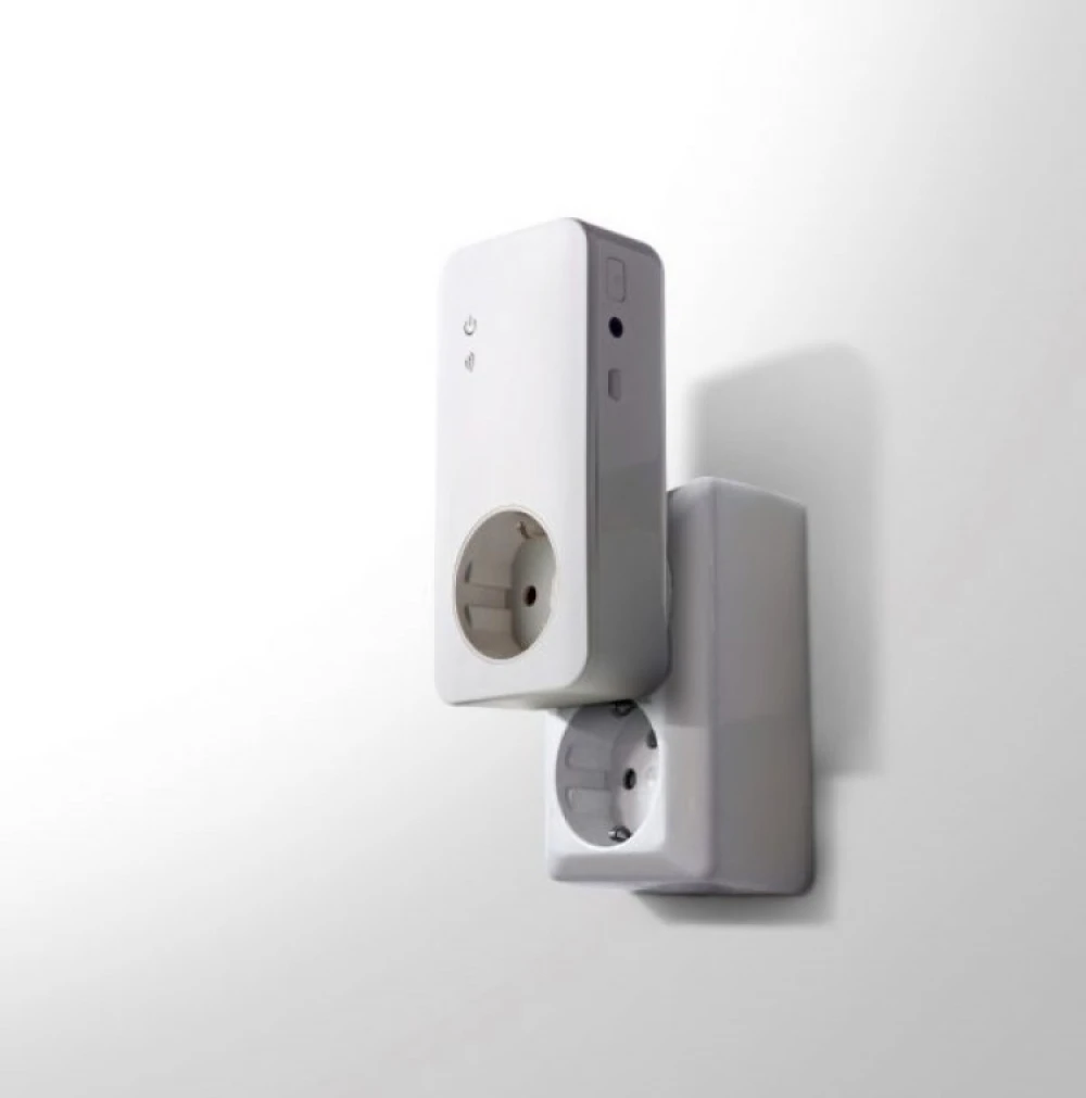 Remote Controlled Switch 4G - Image 2