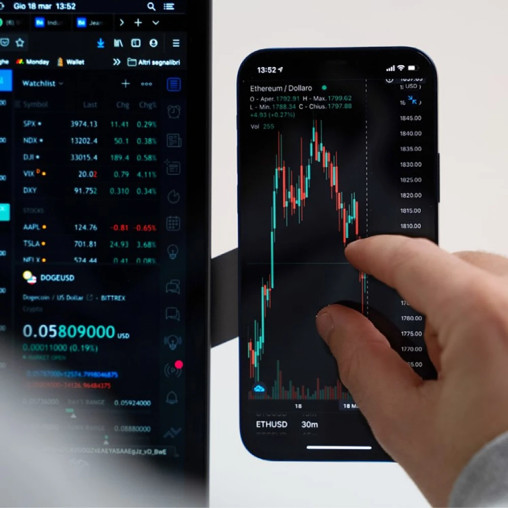 Mobile Holder Kit For Computers - Image 4