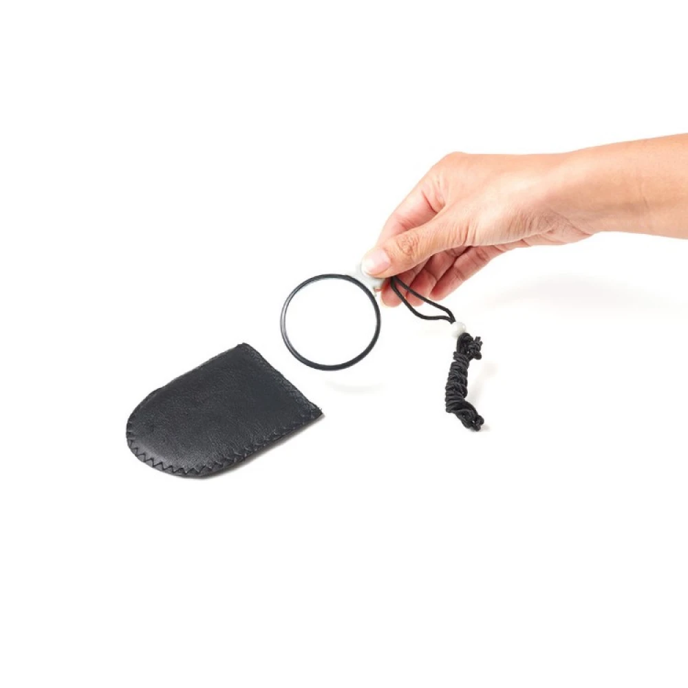 Magnifying Glass With Neck Strap - Image 4