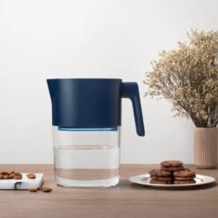 Water Filter Jug With UV Light LARQ